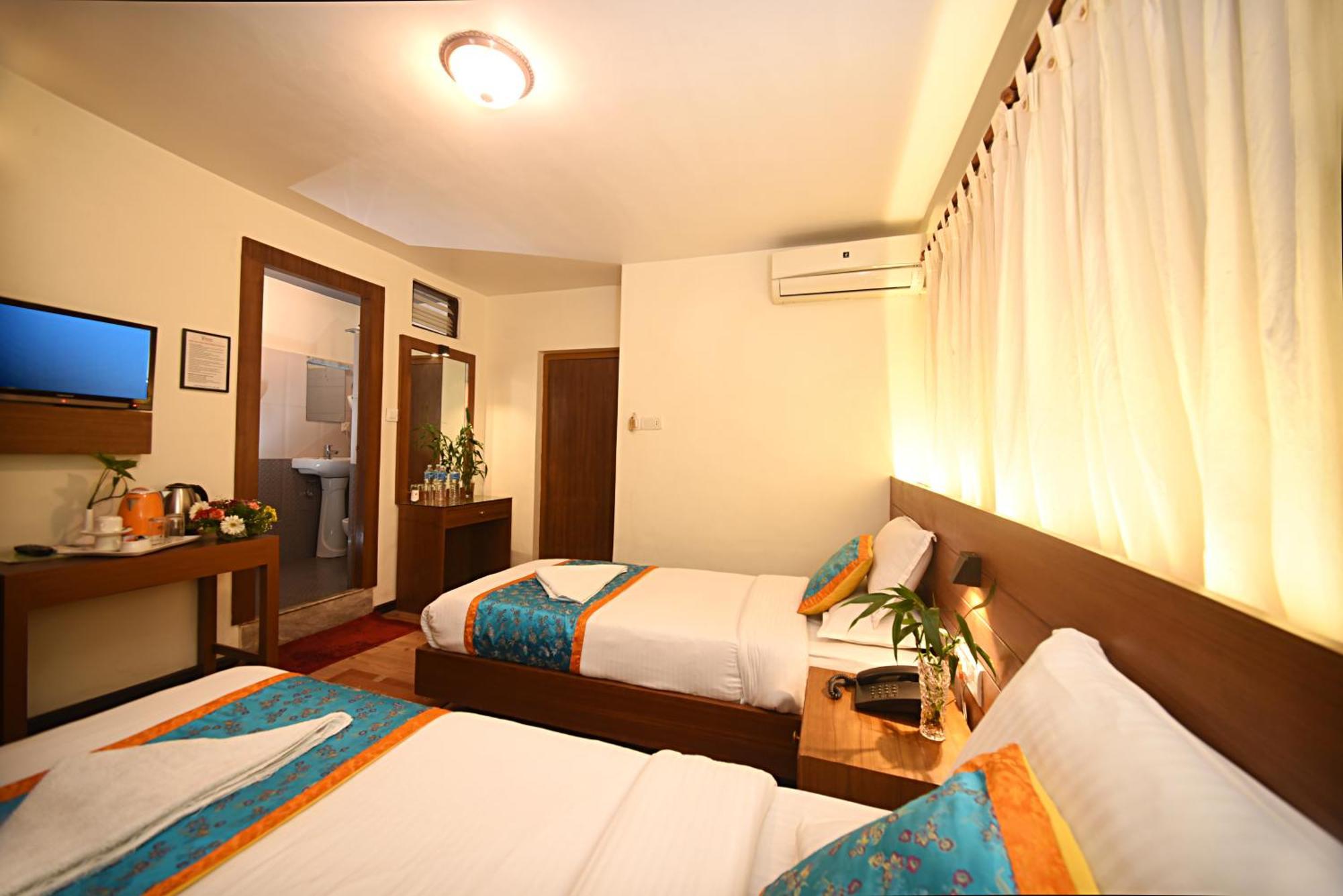 Hotel Amaryllis Katmandu Zewnętrze zdjęcie