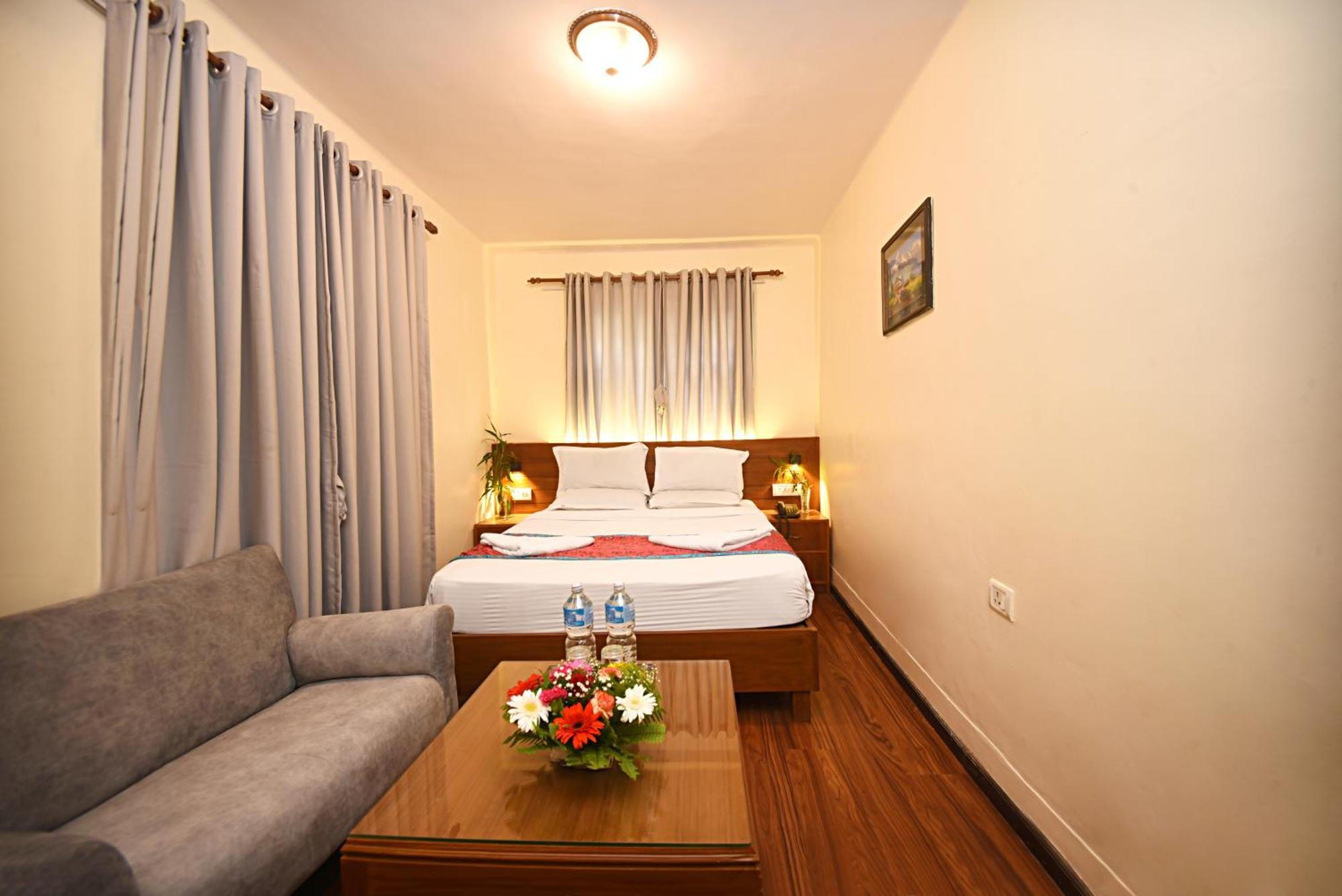 Hotel Amaryllis Katmandu Zewnętrze zdjęcie